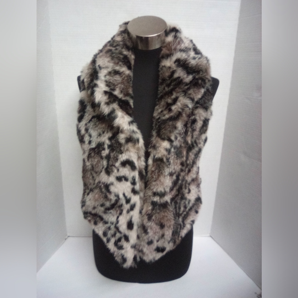 JOIT Youth Medium Faux Fur Vest